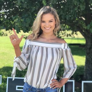 Meet your Posher, Hannah